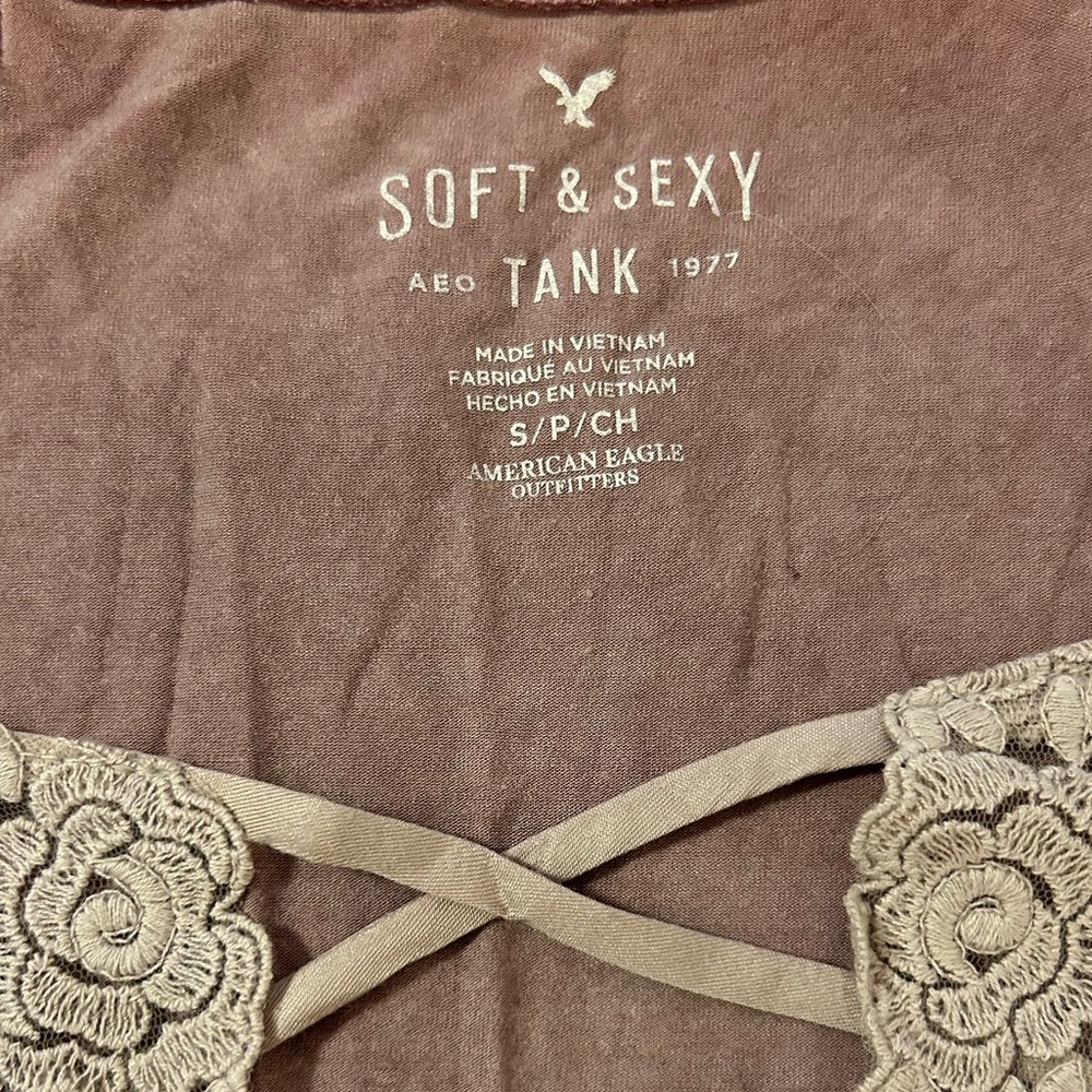 Tank Top! - Picture 4 of 4